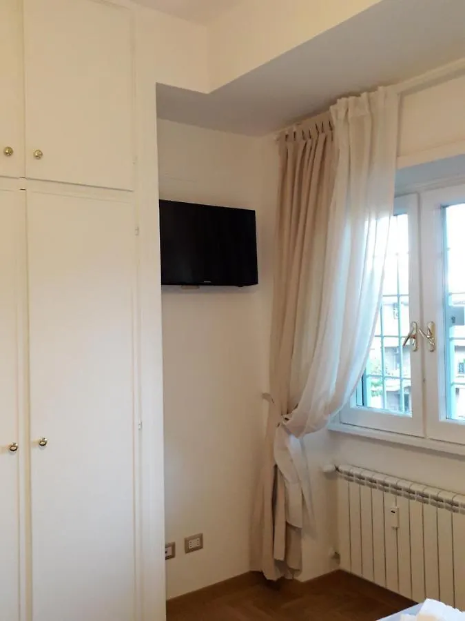 Ben Ti Voglio Al Vaticano Řím Apartmán
